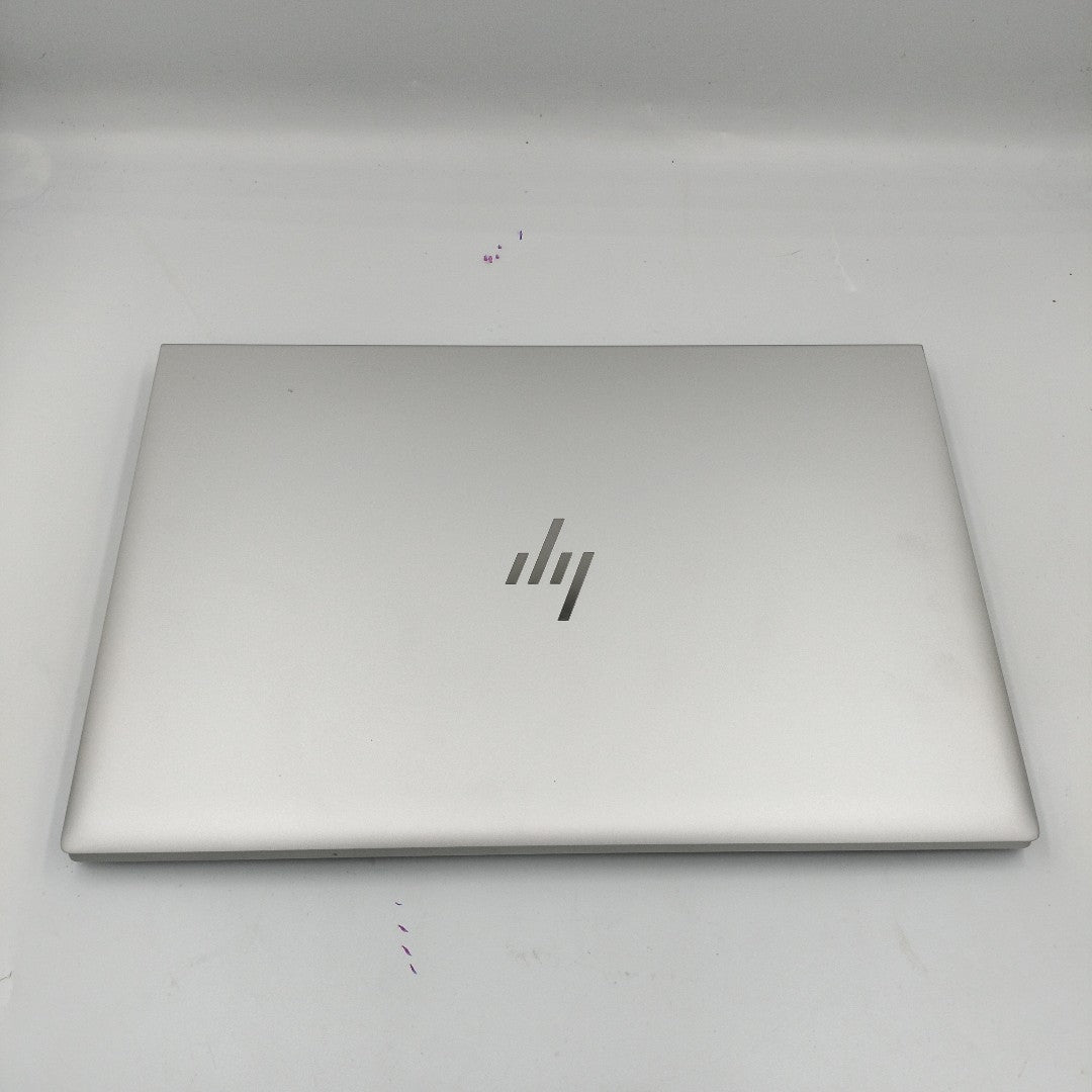 LAPTOP HP ELITEBOOK 840 G8 (2023) 256 GB SSD 16 GB RAM (SEMINUEVO)