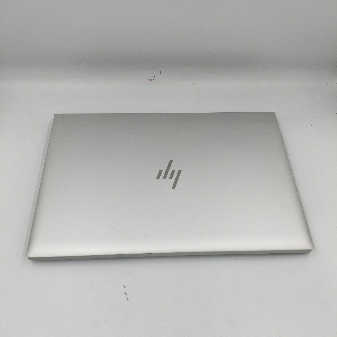 LAPTOP HP ELITEBOOK 840 G8 (2023) 256 GB SSD 16 GB RAM (SEMINUEVO)
