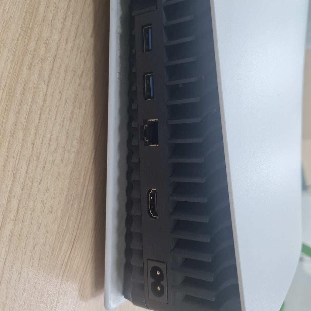 CONSOLA DE VIDEOJUEGO SONY PS5 825 SSD (SEMINUEVO)