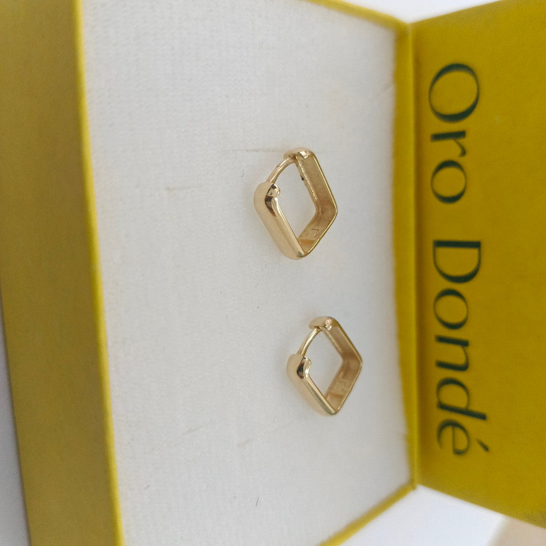 HUGGIES ORO 14K 2.1 (NUEVO)