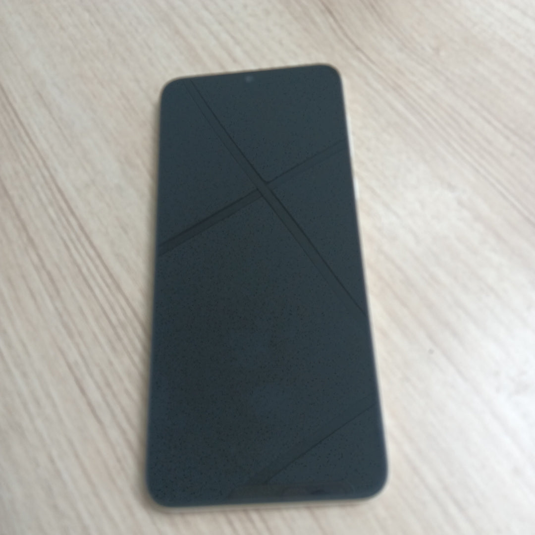 CELULAR MOTOROLA MOTO E13 XT2345-2 64 GB 2 GB RAM (SEMINUEVO)
