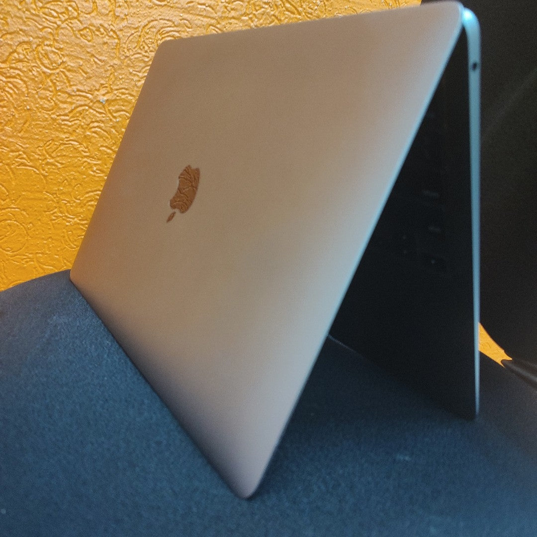 LAPTOP APPLE MACBOOK AIR 13" 2020 1.1 A2179 512 GB SSD 8 GB RAM (SEMINUEVO)