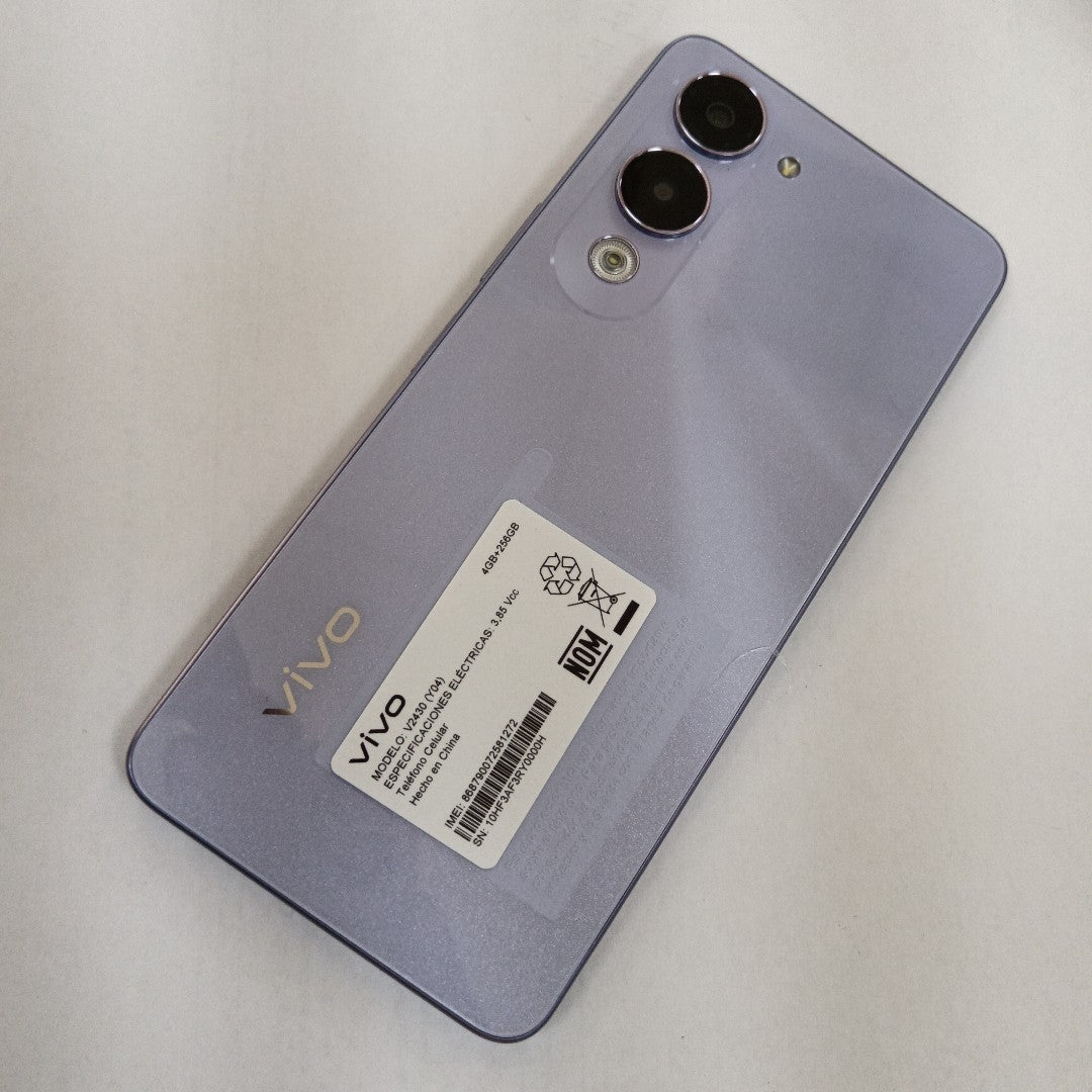 CELULAR VIVO Y04 V2430 (2025) 256 GB 4 GB RAM (SEMINUEVO)