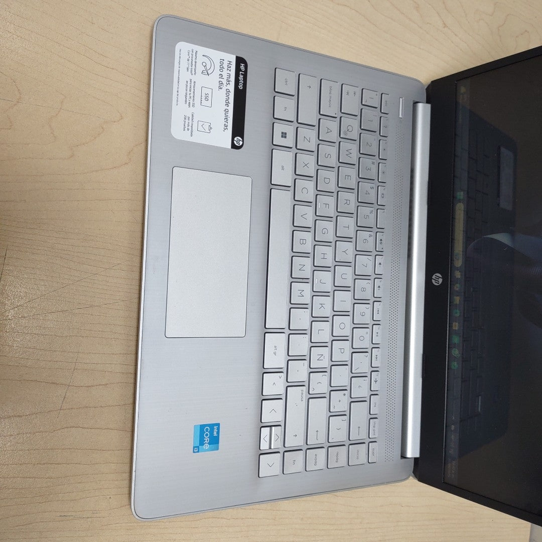 LAPTOP HP 14-DQ2531LA (2023) 512 GB SSD 16 GB RAM (SEMINUEVO)