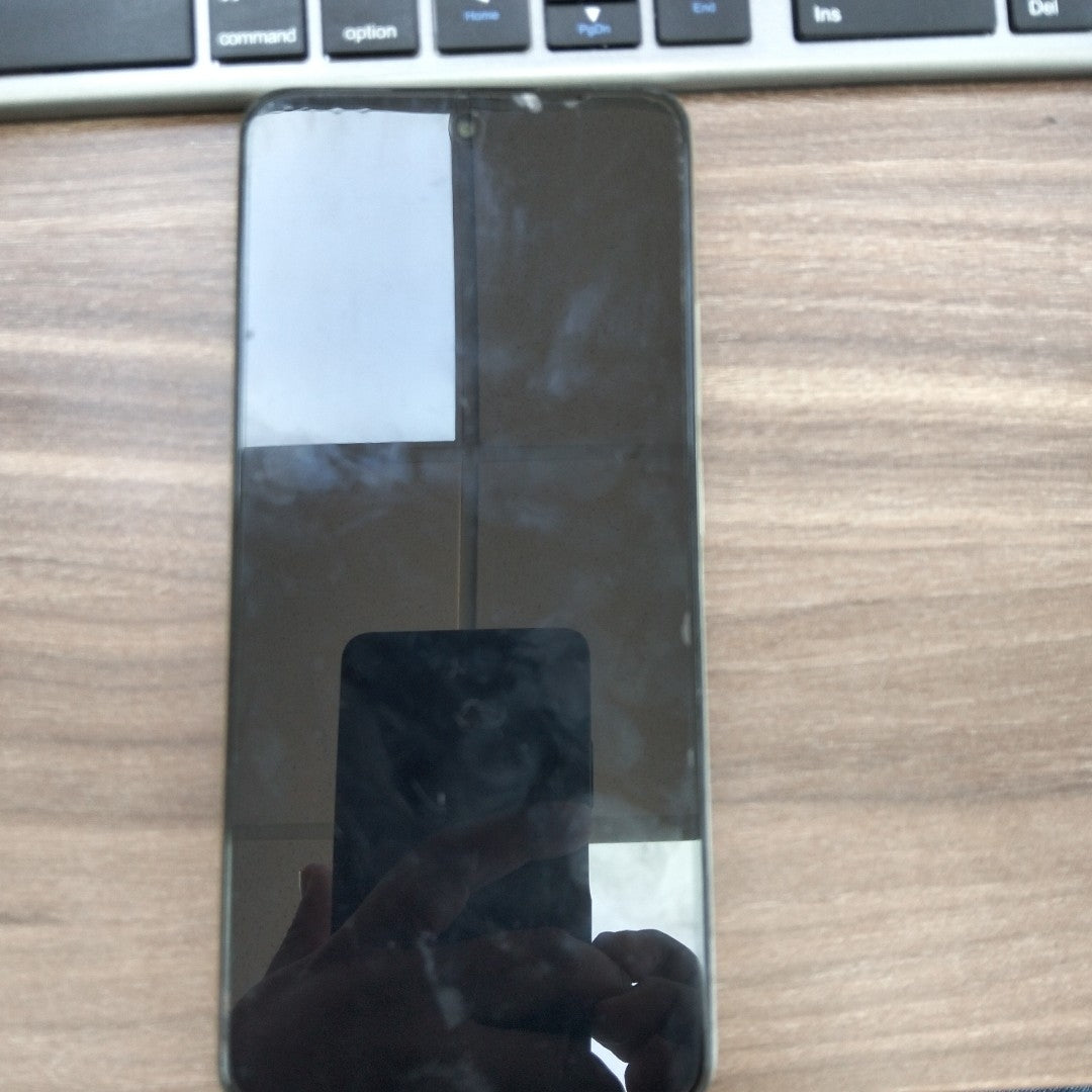 CELULAR REALME C75 RMX3941 (2025) 256 GB 8 GB RAM (SEMINUEVO)