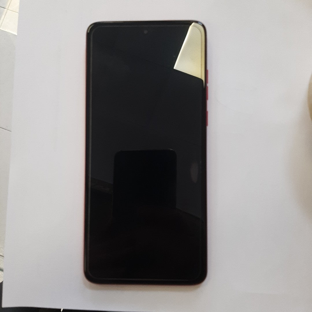 CELULAR MOTOROLA MOTO G84 XT2347-1 (2023) 256 GB 8 GB RAM (SEMINUEVO)