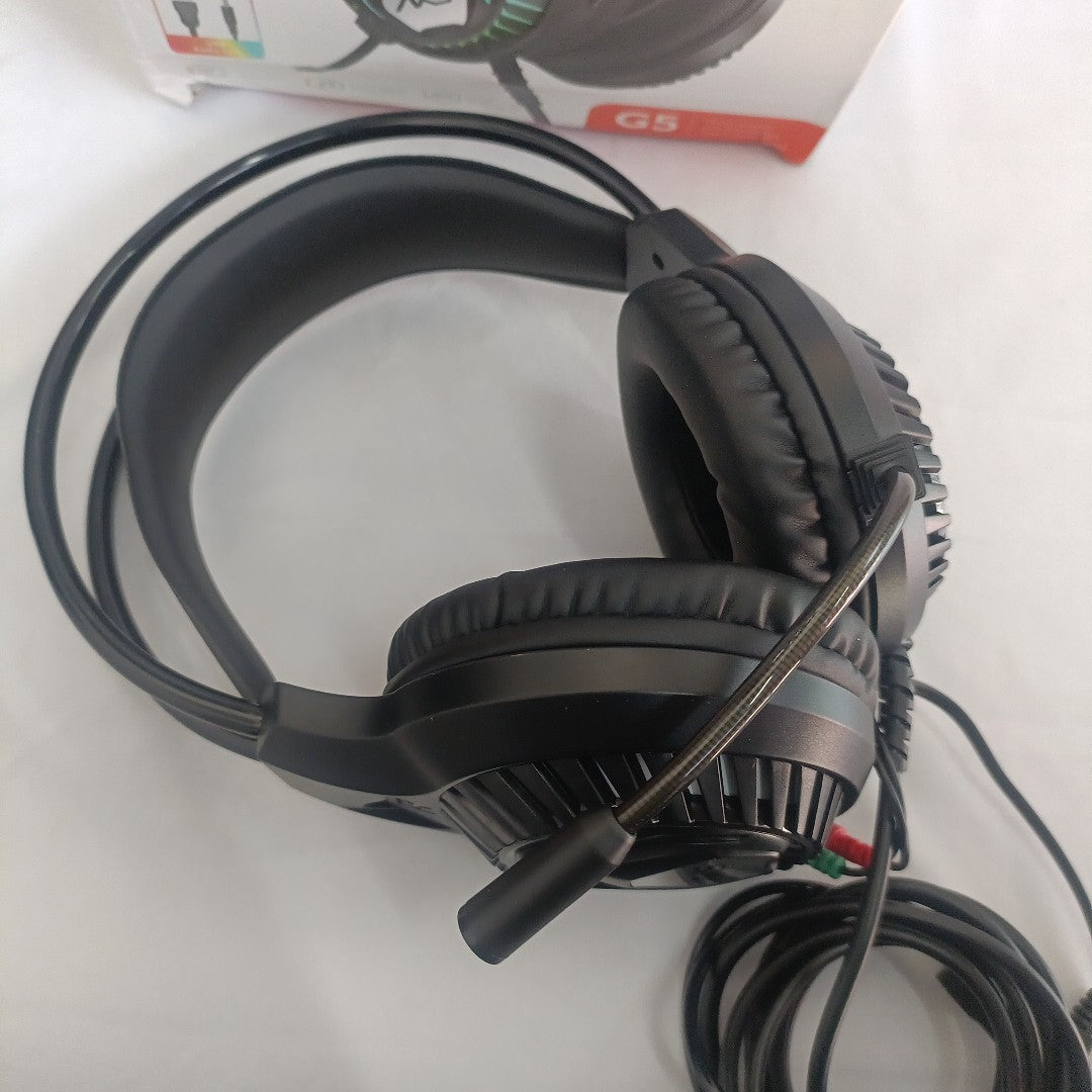 AUDIFONOS OTRAS MARCAS OTROS MODELOS ALAMBRICO OVER EAR (SEMINUEVO)