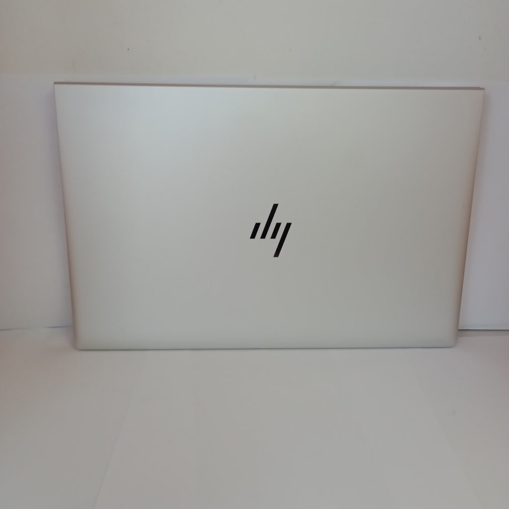 LAPTOP HP ELITEBOOK 840 G8 (2023) 256 GB SSD 16 GB RAM (SEMINUEVO)