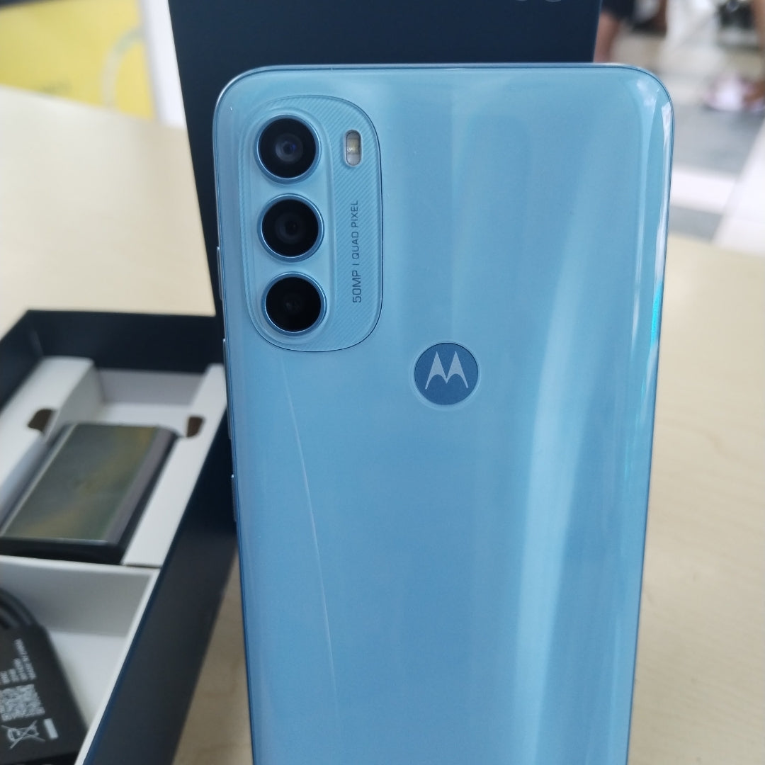 CELULAR MOTOROLA MOTO G71 5G XT2169-1 128 GB 6 GB RAM (SEMINUEVO)