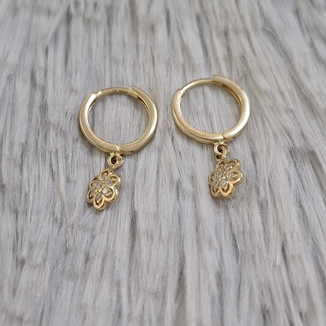HUGGIES ORO 14K 1.8 (NUEVO)