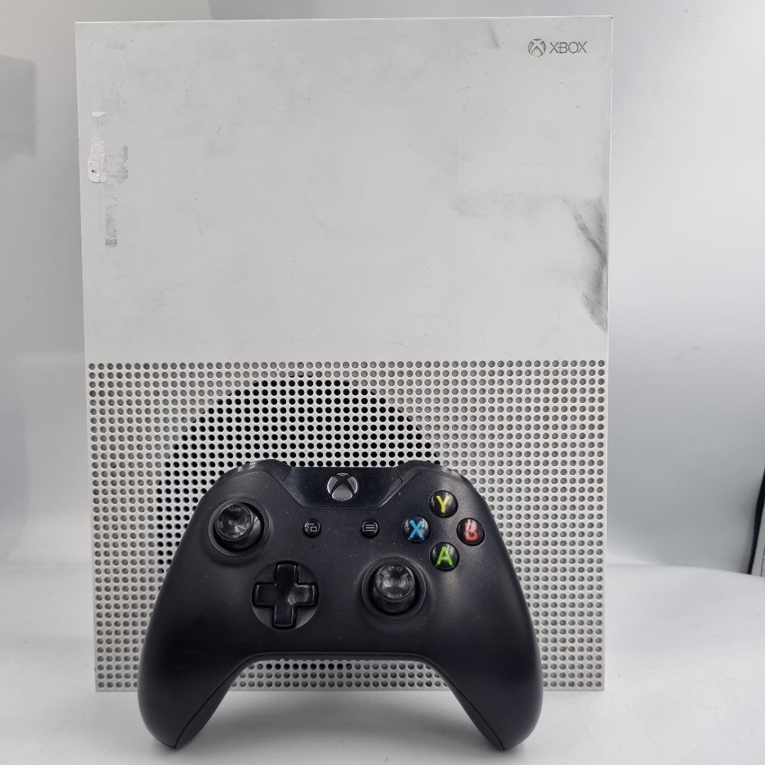 CONSOLA DE VIDEOJUEGO MICROSOFT XBOX ONE S 1 TB (SEMINUEVO)