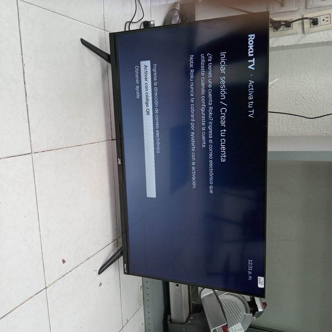 PANTALLA JVC SI32RF (2023) 32" LED HD (SEMINUEVO)