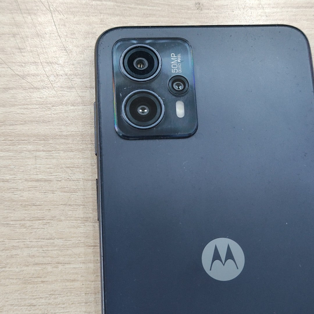CELULAR MOTOROLA MOTO G13 XT2331-1 (2023) 128 GB 4 GB RAM (SEMINUEVO)
