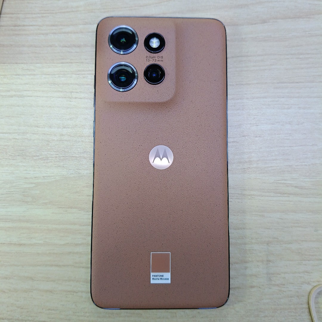 CELULAR MOTOROLA EDGE 50 NEO XT2409-2 (2024) 256 GB 8 GB RAM (SEMINUEVO)