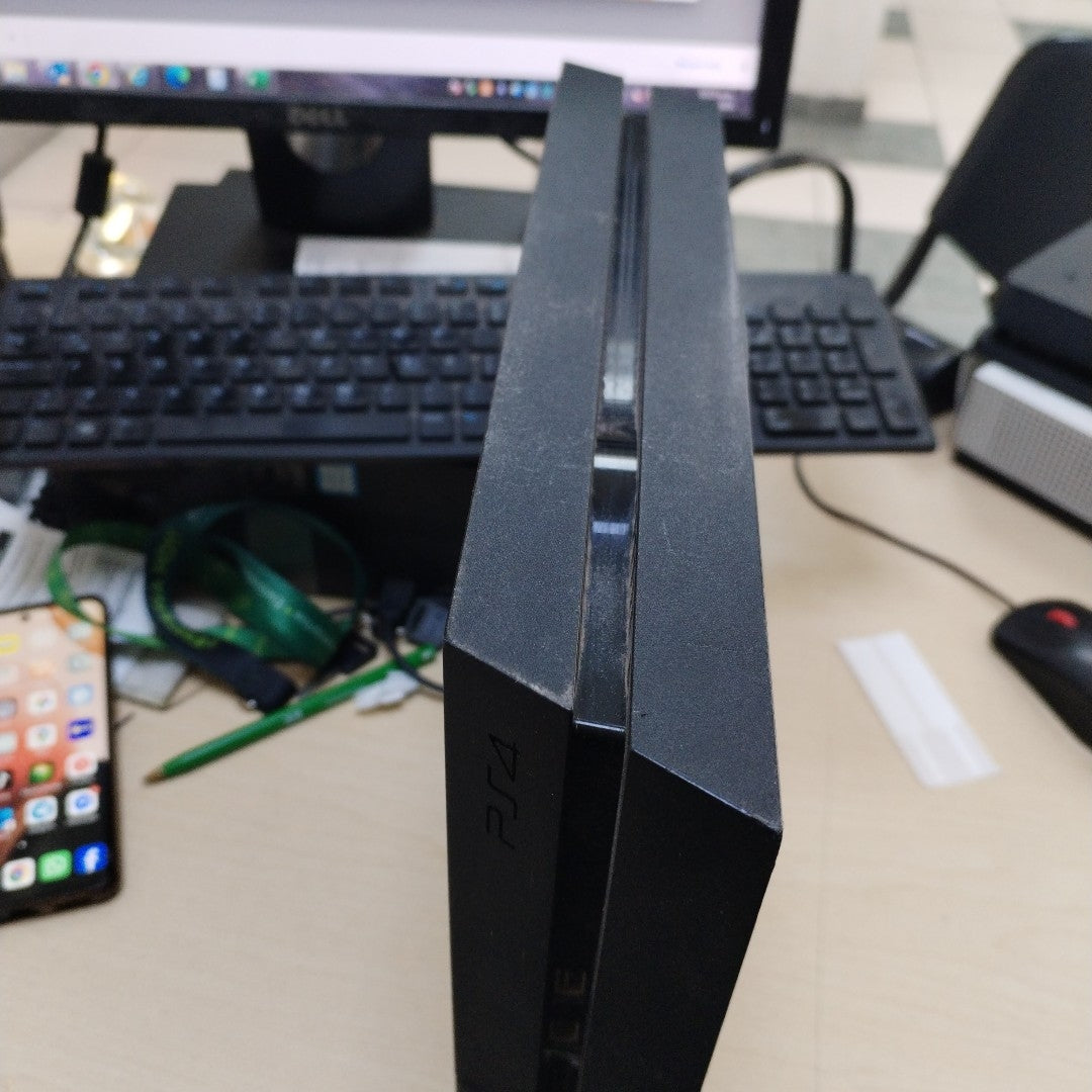 CONSOLA DE VIDEOJUEGO SONY PS4 500 GB  (SEMINUEVO)