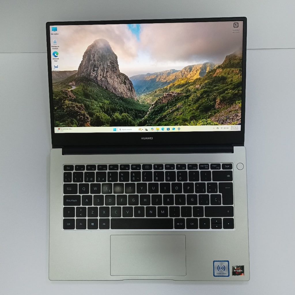 LAPTOP HUAWEI MATEBOOK D14 NBL-WAQ9R (2022) 512 GB SSD 8 GB RAM (SEMINUEVO)