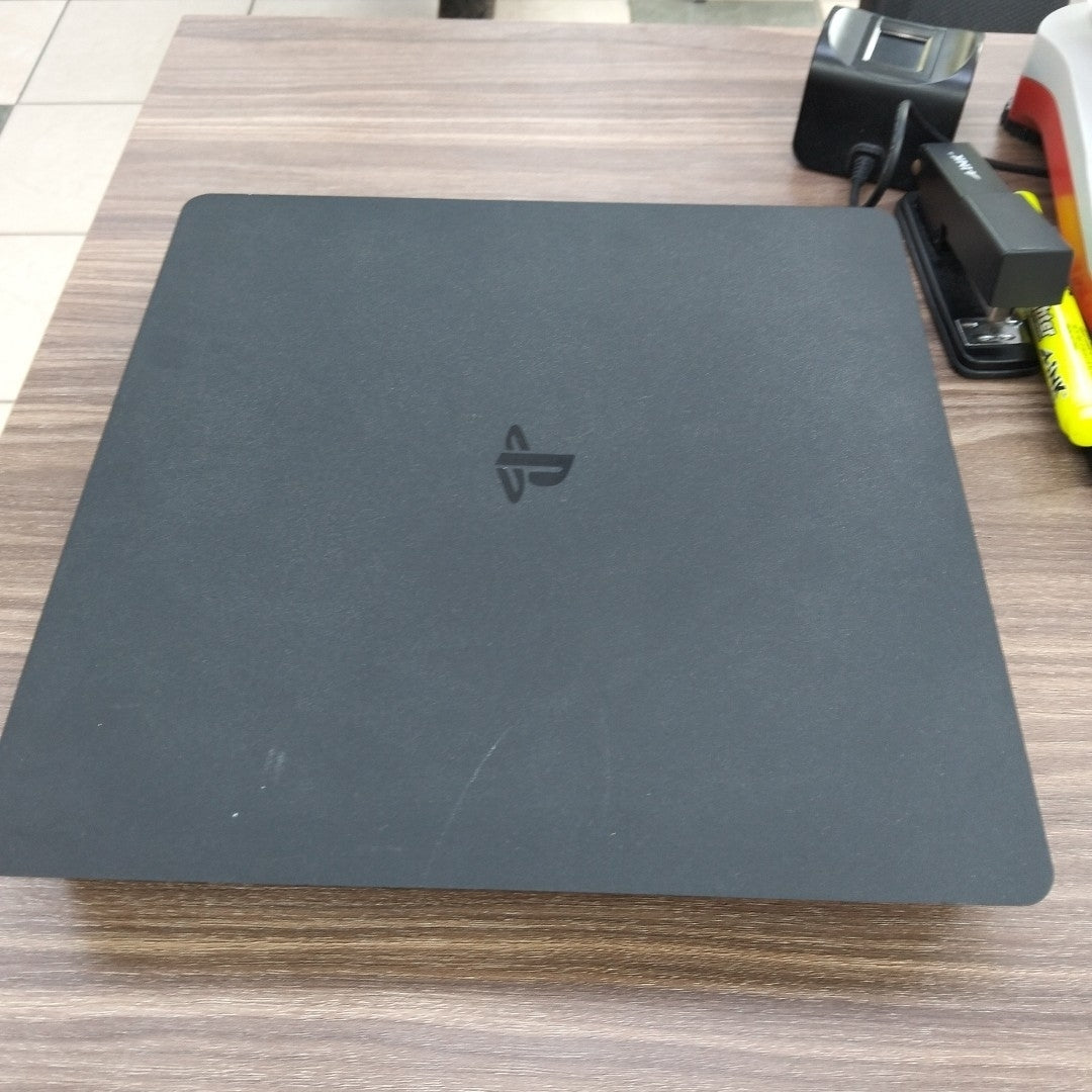 CONSOLA DE VIDEOJUEGO SONY PS4 SLIM 1 TB (SEMINUEVO)