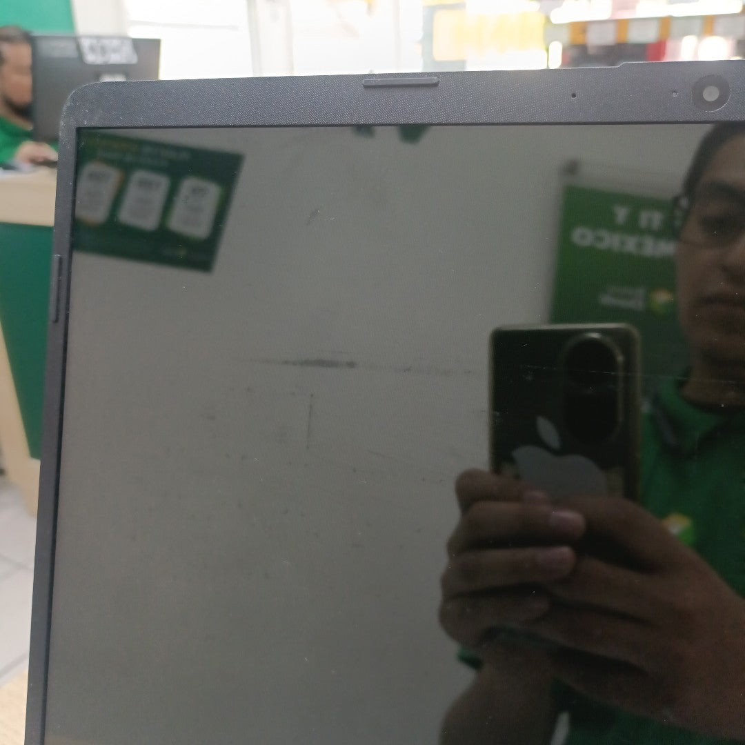 LAPTOP HP 15-DY0016LA (2023) 256 GB 12 GB RAM (SEMINUEVO)