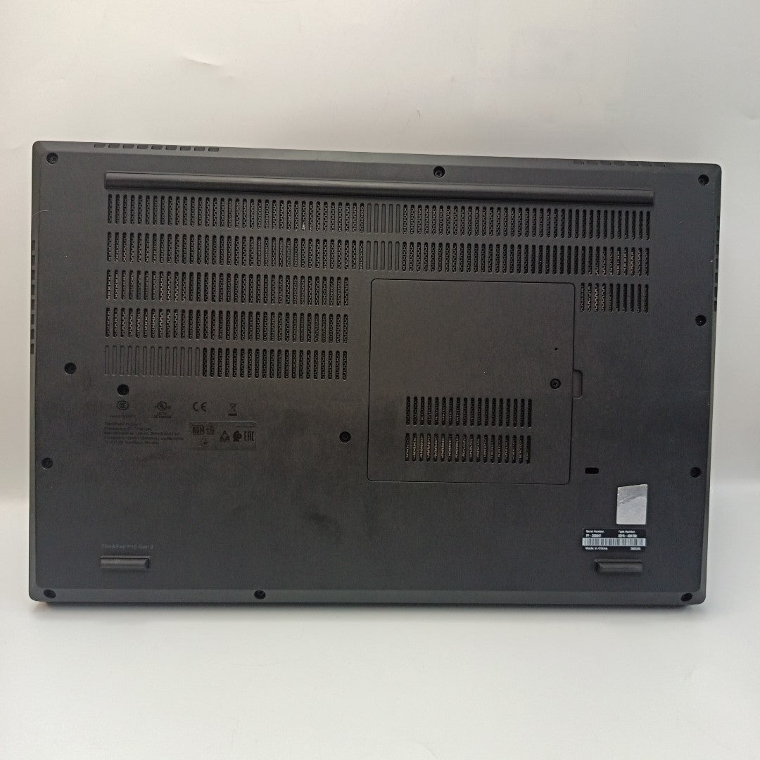 LAPTOP LENOVO THINKPAD P15 GEN 2 (2022) 2 TB SSD 32 GB RAM (SEMINUEVO)