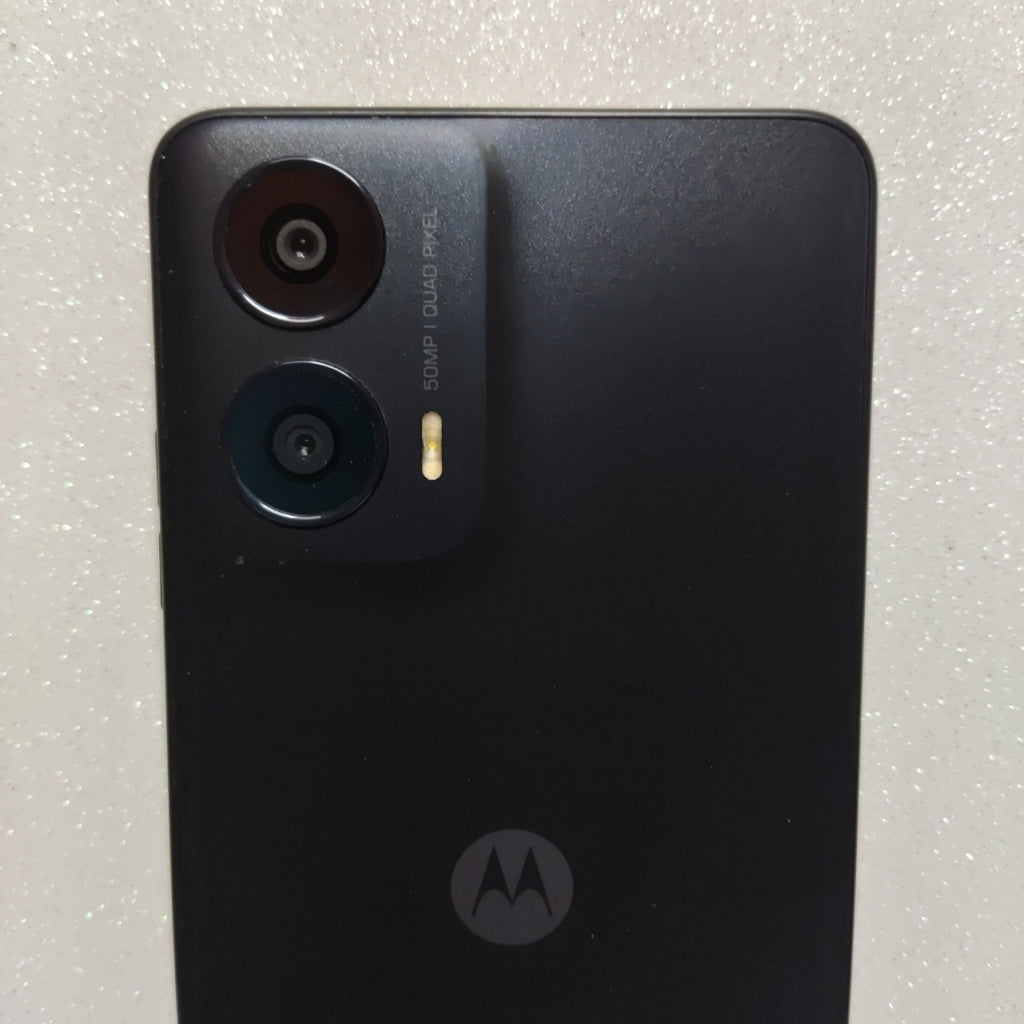 CELULAR MOTOROLA MOTO G24 XT2423-1 (2024) 256 GB 4 GB RAM (SEMINUEVO)