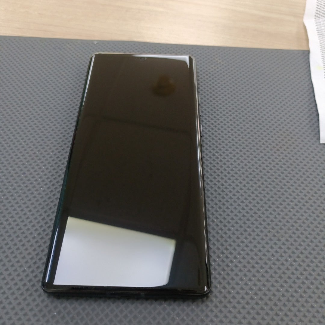 CELULAR MOTOROLA EDGE 40 PRO XT2301-4 256 GB 12 GB RAM (SEMINUEVO)