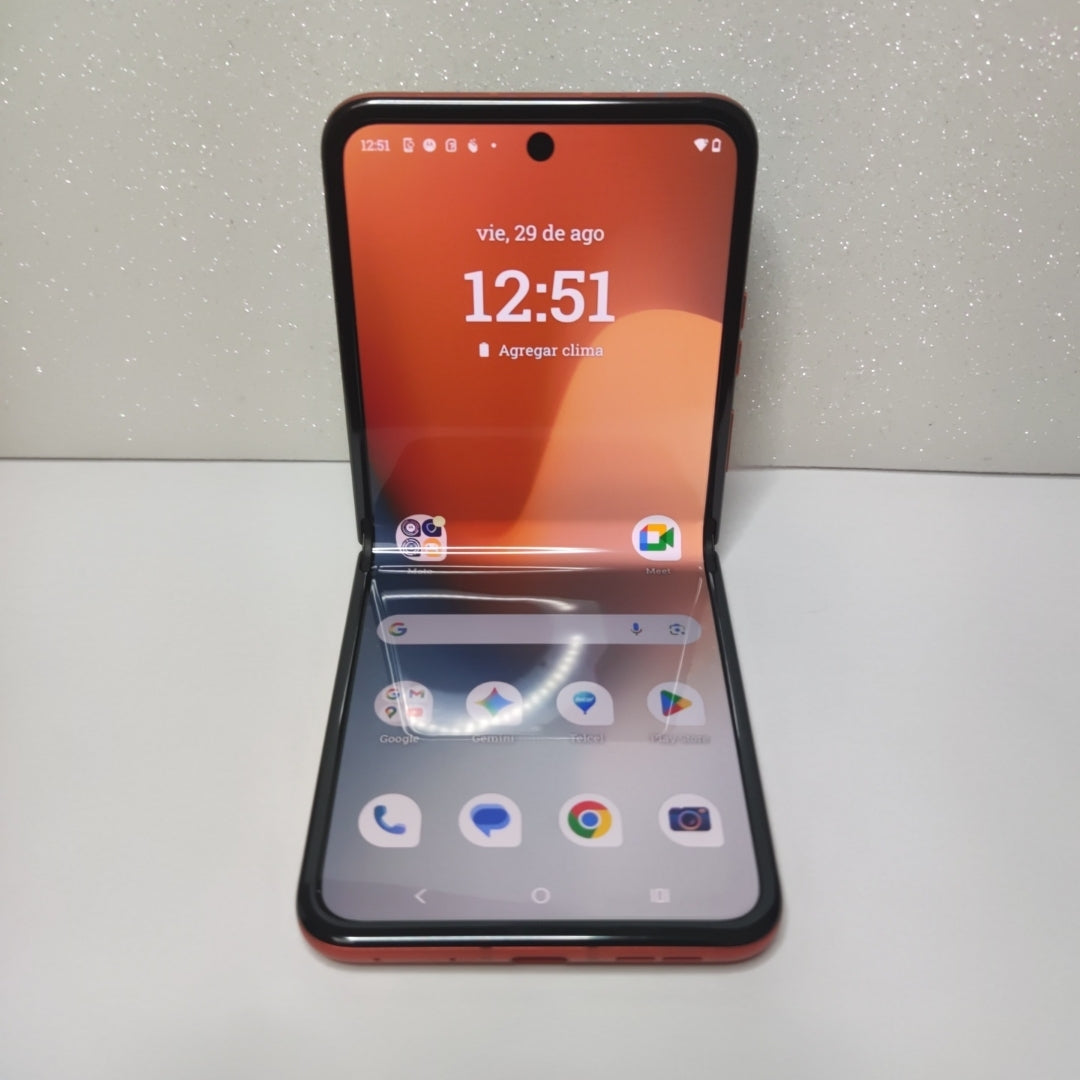 CELULAR MOTOROLA RAZR 50 5G XT2453-1 512 GB 12 GB RAM (SEMINUEVO)