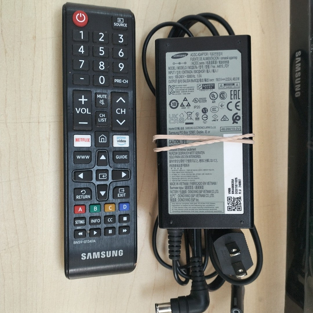 PANTALLA SAMSUNG BE32T-B (2024) 32" LED HD (SEMINUEVO)