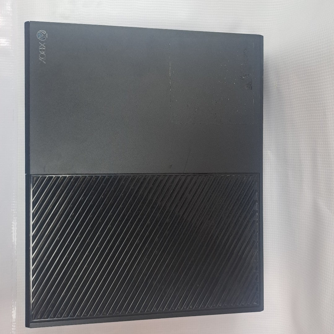 CONSOLA DE VIDEOJUEGO MICROSOFT XBOX ONE 1 TB (SEMINUEVO)