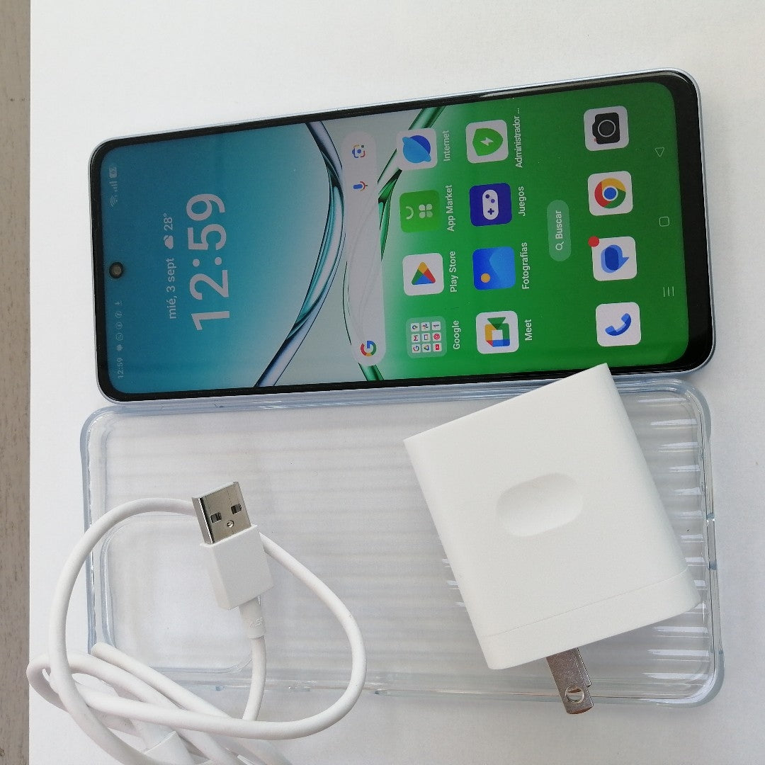CELULAR OPPO  A5 PRO CPH2711 (2025) 256 GB 8 GB RAM (SEMINUEVO)