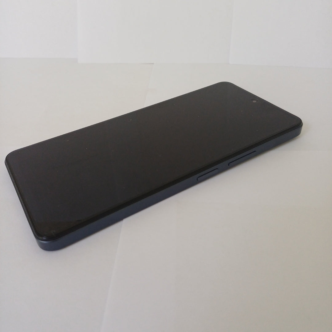 CELULAR VIVO Y36 V2247 128 GB 8 GB RAM (SEMINUEVO)
