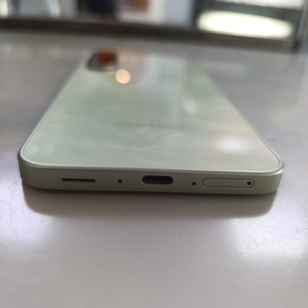 CELULAR SAMSUNG GALAXY A36 5G SM-A366E (2025) 128 GB 6 GB RAM (SEMINUEVO)