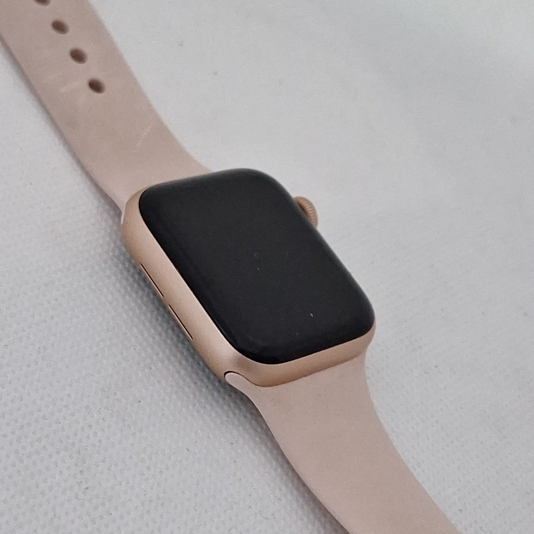 SMARTWATCH APPLE SE ALUMINIO A2351 40 MM GPS (SEMINUEVO)