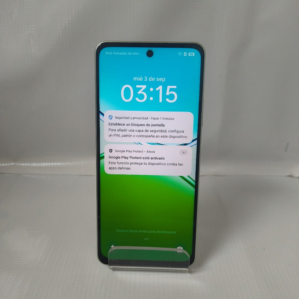 CELULAR OPPO  A5 PRO CPH2711 (2025) 256 GB 8 GB RAM (SEMINUEVO)