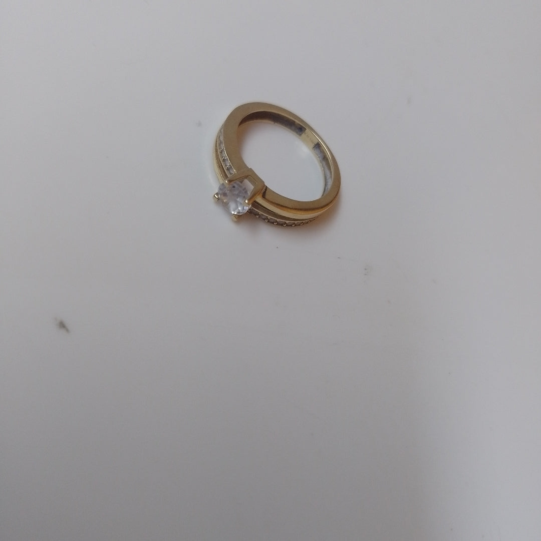 SOLITARIO. ORO. 14 K 2.2 GRMS (SEMINUEVO)