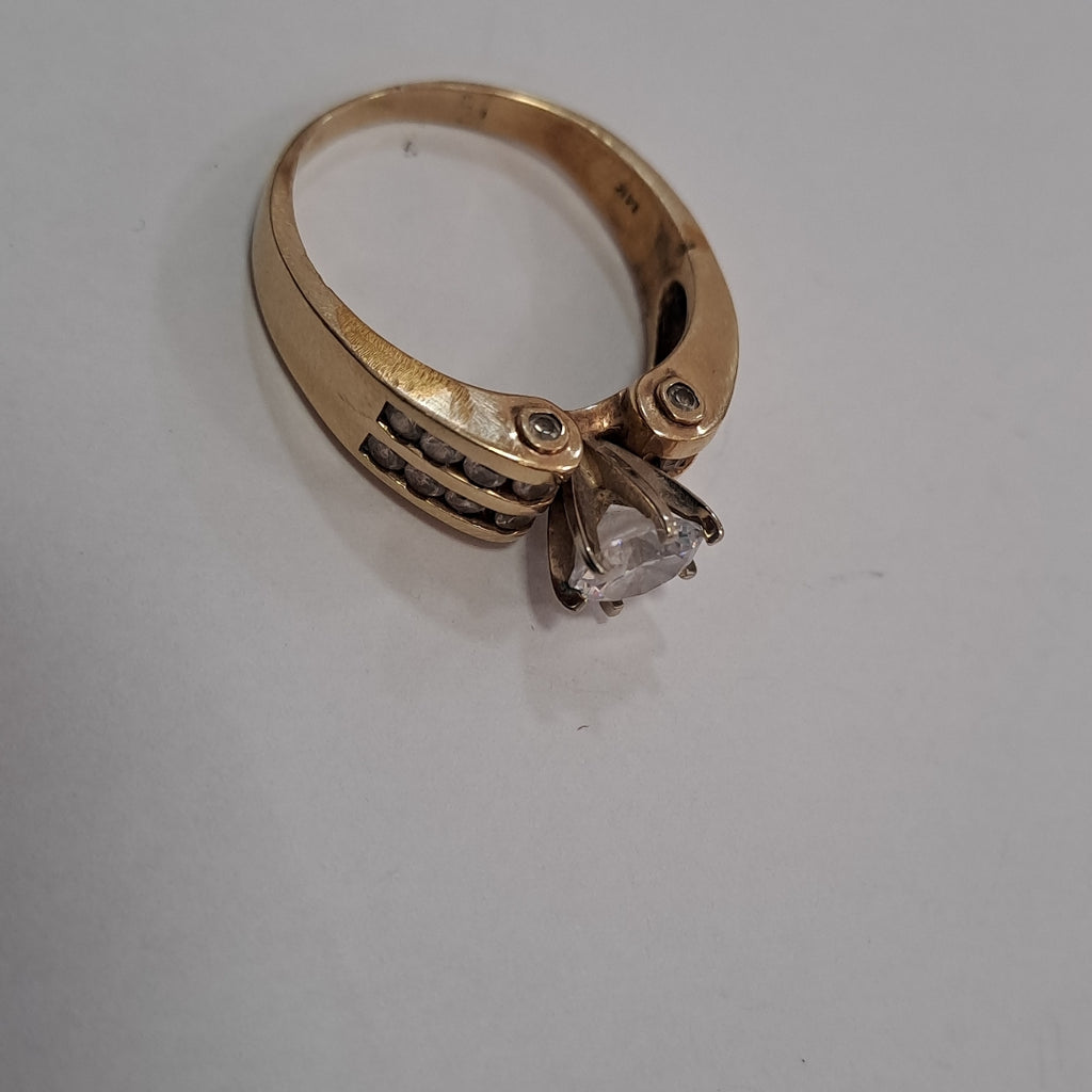 ANILLO. ORO. 14 K 6.7 GRMS (SEMINUEVO)