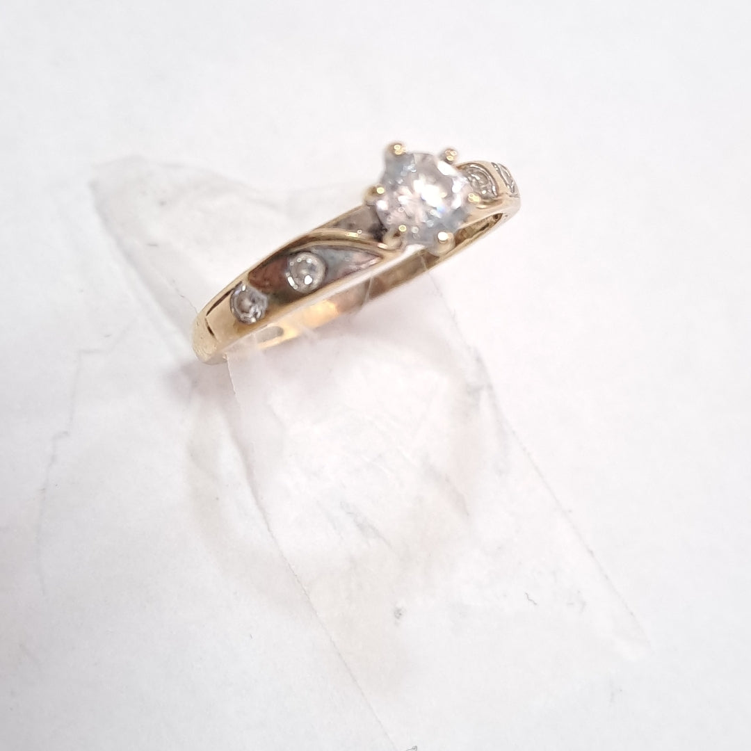 ANILLITO. ORO. 14 K 2.3 GRMS (SEMINUEVO)
