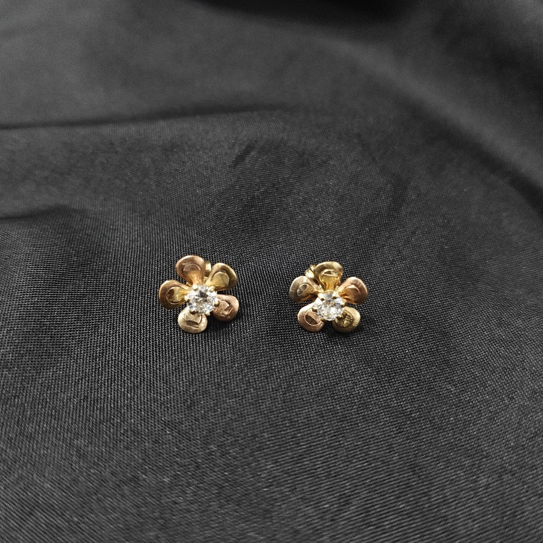 ARETES PAR ORO 10 K 1,30 GRMS (SEMINUEVO)