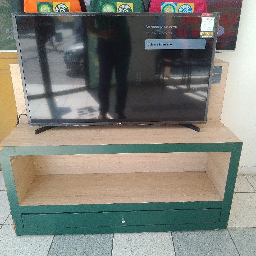 PANTALLA SAMSUNG BE43T-M(2024) 43" LED HD (SEMINUEVO)