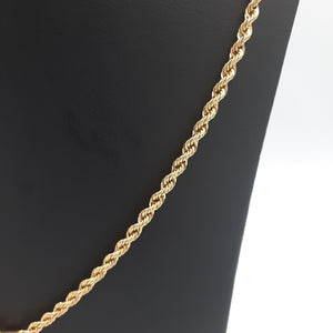CADENA, CRUCIFIJO. ORO. 18 K 11.4 GRMS (SEMINUEVO)