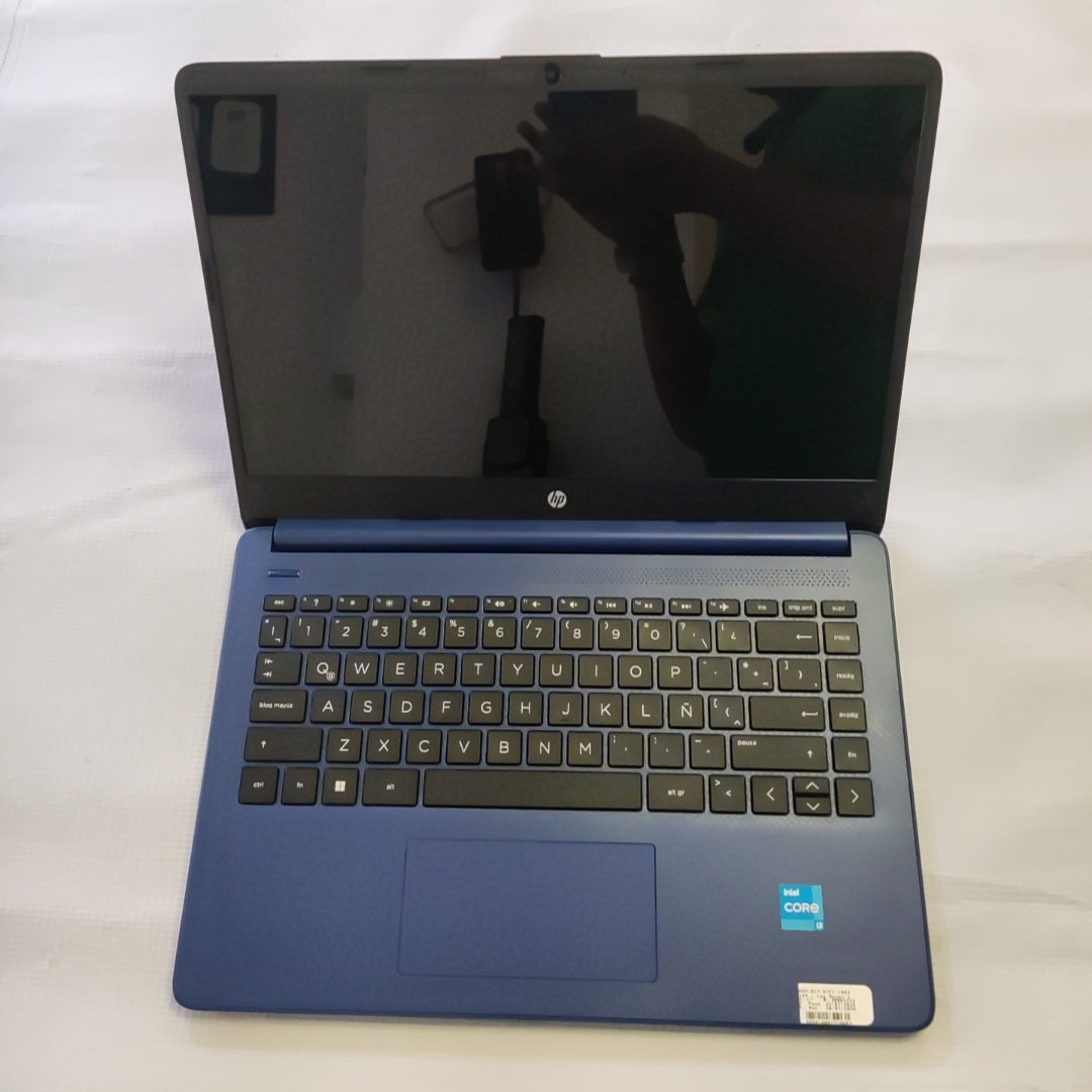 LAPTOP HP 14-DQ2521LA (2022) 256 GB SSD 8 GB RAM (SEMINUEVO)