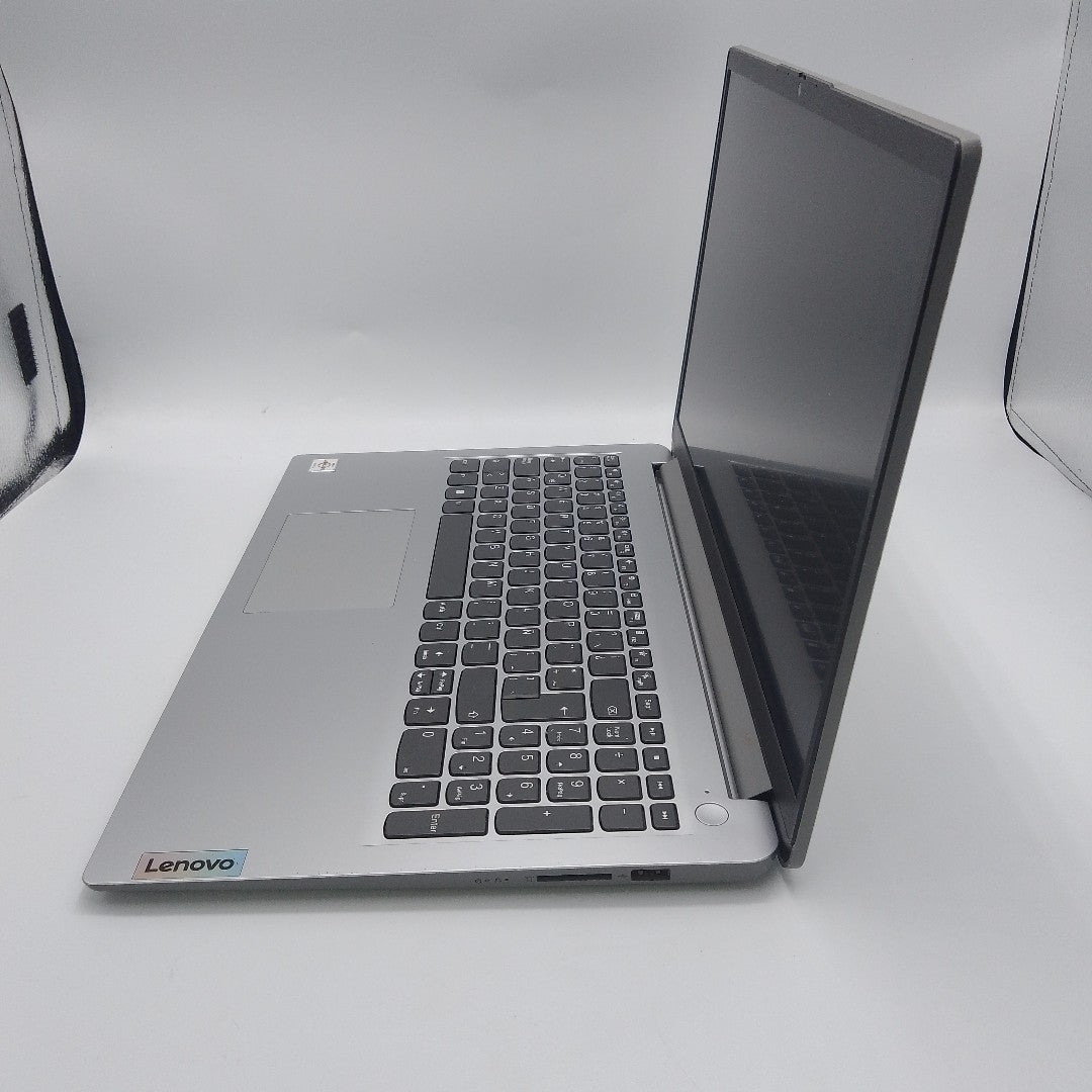 LAPTOP LENOVO IDEAPAD 1 15AMN7 (2023) 256 GB SSD 8 GB RAM (SEMINUEVO)