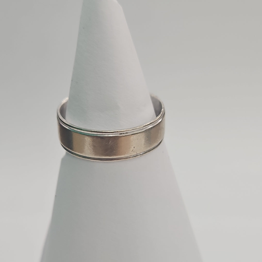 ANILLITO. ORO. 14 K 4 GRMS (SEMINUEVO)