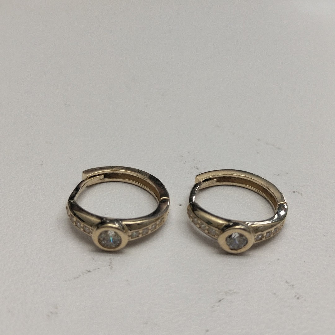 HUGGIES ORO 14K 2.4 (NUEVO)