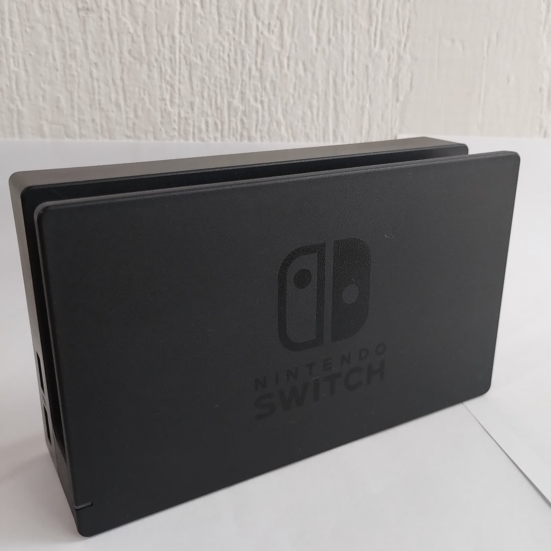 CONSOLA DE VIDEOJUEGO NINTENDO SWITCH 32 GB (SEMINUEVO)