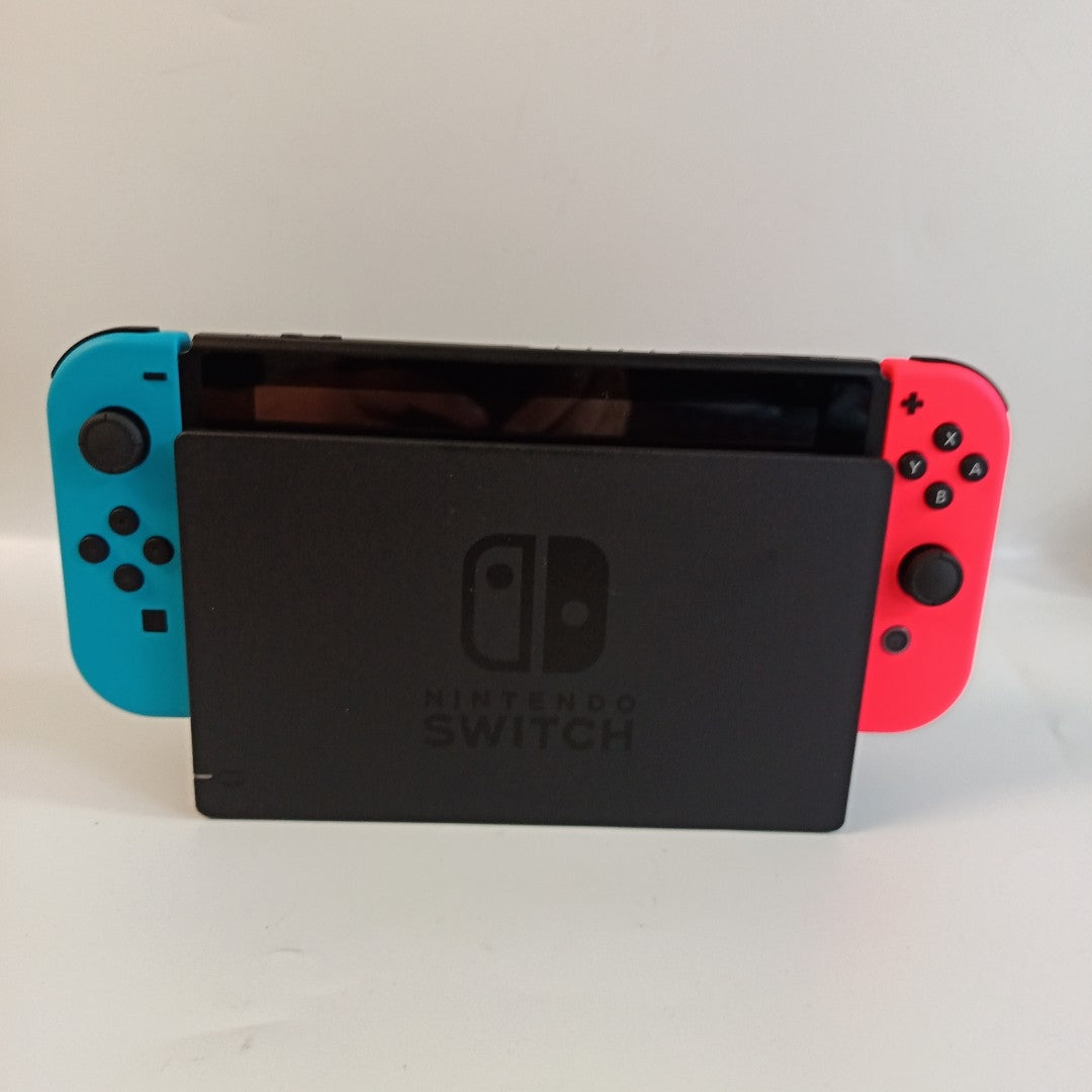 CONSOLA DE VIDEOJUEGO NINTENDO SWITCH 32 GB (SEMINUEVO)