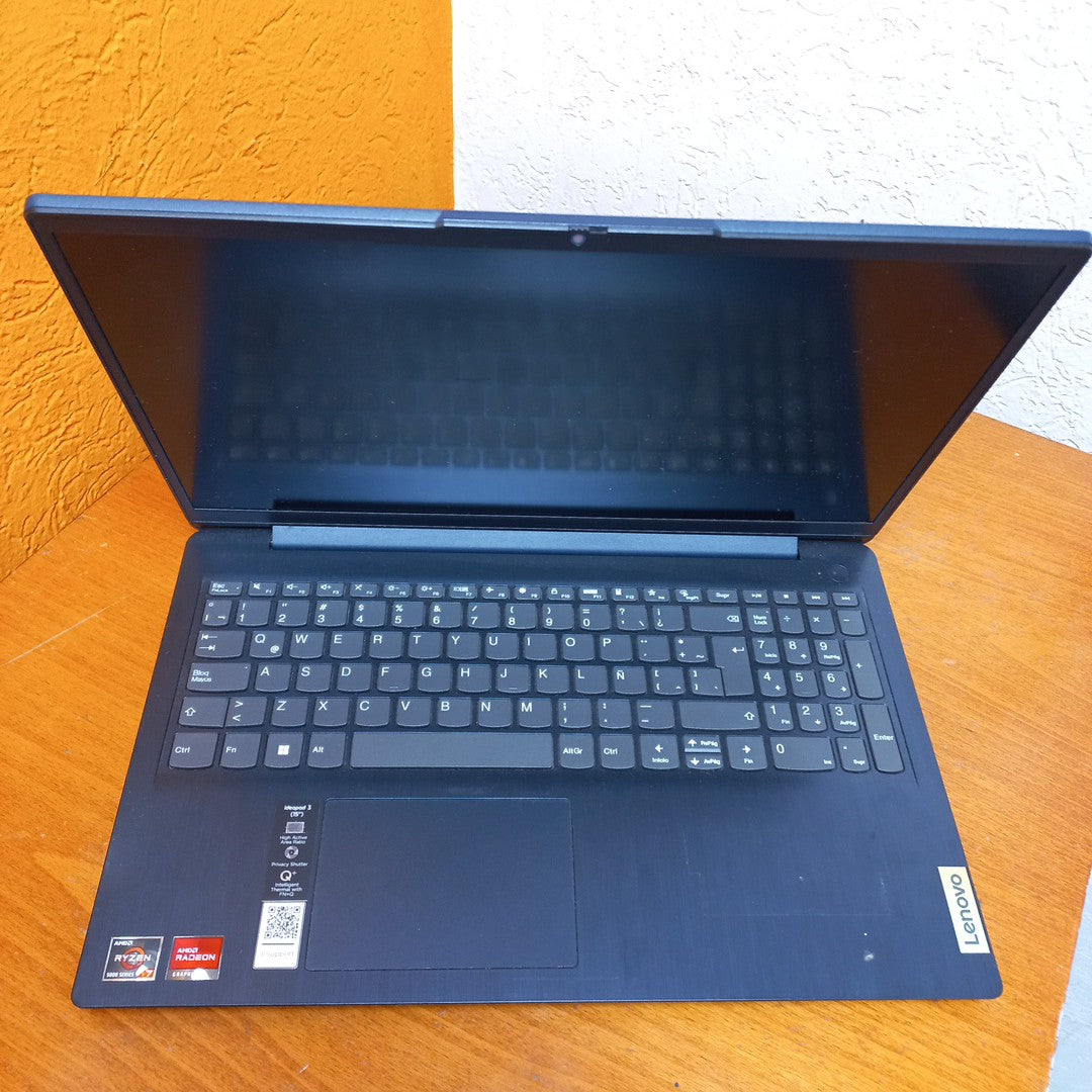 LAPTOP LENOVO IDEAPAD 3 15ALC6 (2023) 512 GB SSD 12 GB RAM (SEMINUEVO)