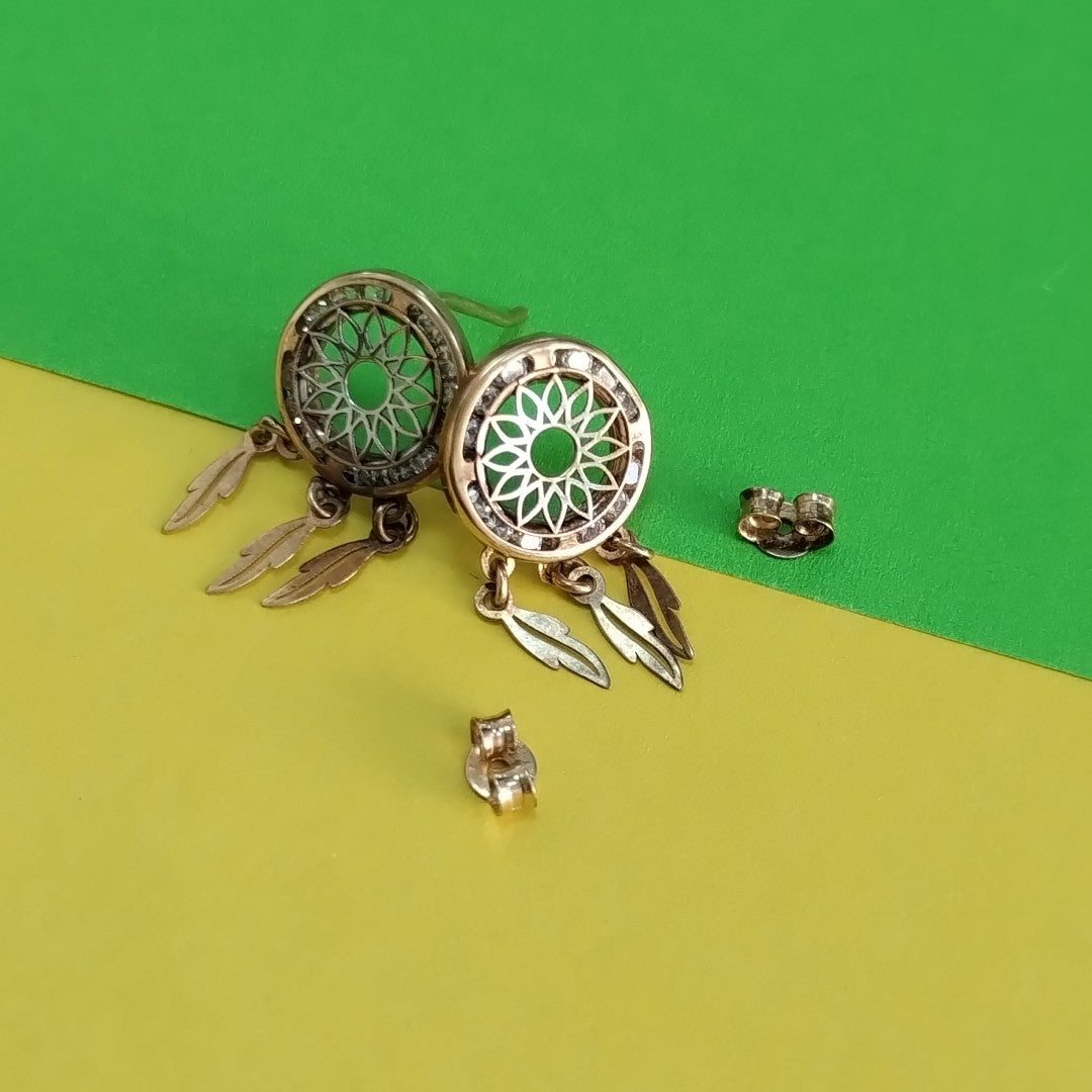 ARETES PAR. ORO. 10 K 1.5 GRMS (SEMINUEVO)