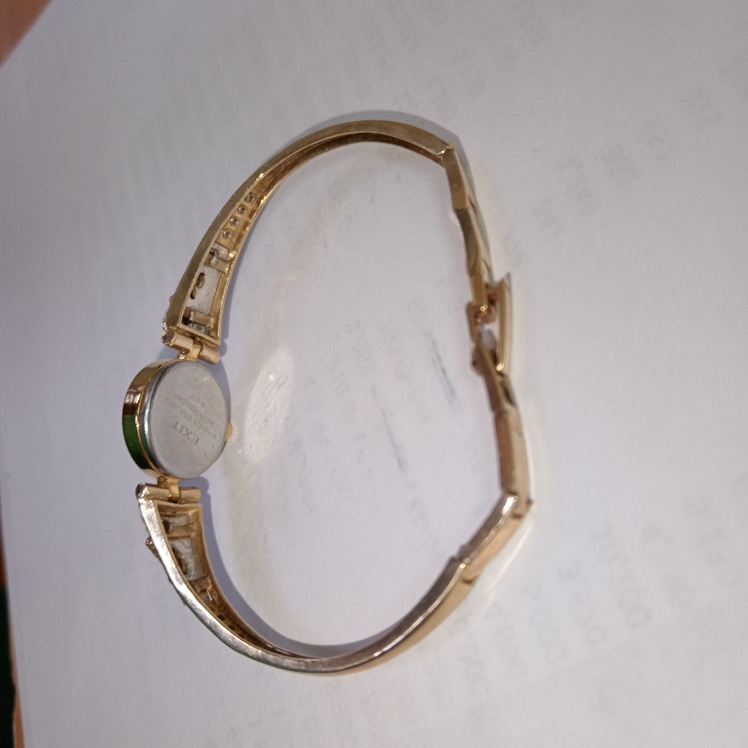 RELOJ CAJA ACERO PULSO ORO. ORO. 10 K 15.6 GRMS (SEMINUEVO)