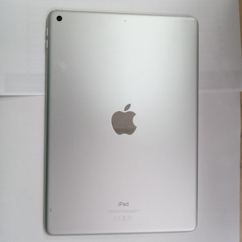 TABLETA APPLE IPAD 9 A2602 64 GB 3 GB RAM (SEMINUEVO)