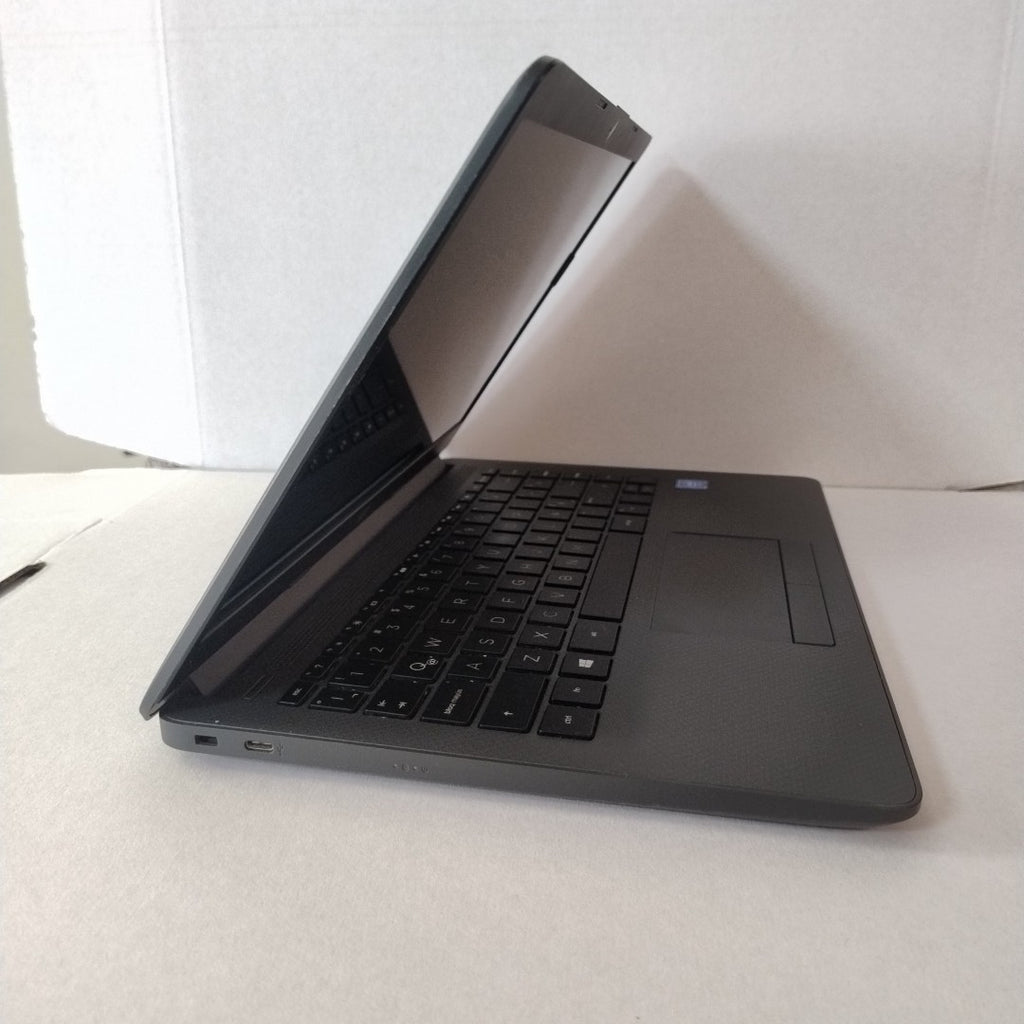 LAPTOP HP 14-CF2542LA (2022) 256 GB SSD 8 GB RAM (SEMINUEVO)